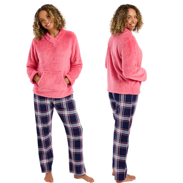 Buy ladies pyjama pjs set with a navy blue check tartan plaid with brushed cotton winceyette, flannel, flannelette, wincey trousers with a hot pink fleece pocketed jumper in UK sizes 8-10, 12-14, 16-18 and 20-22. Same day dispatch, fast UK delivery!